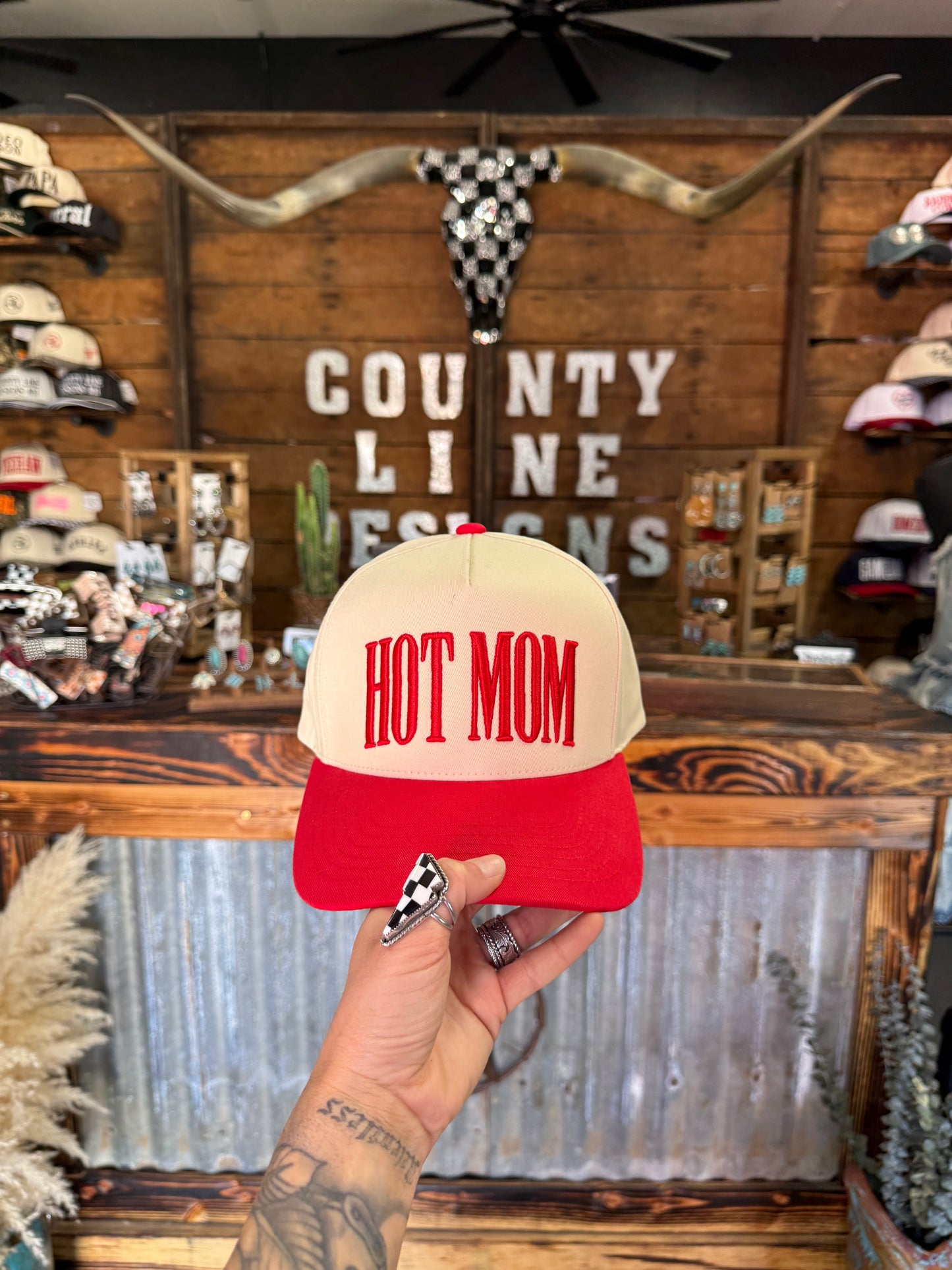 Hot Mom Snapback