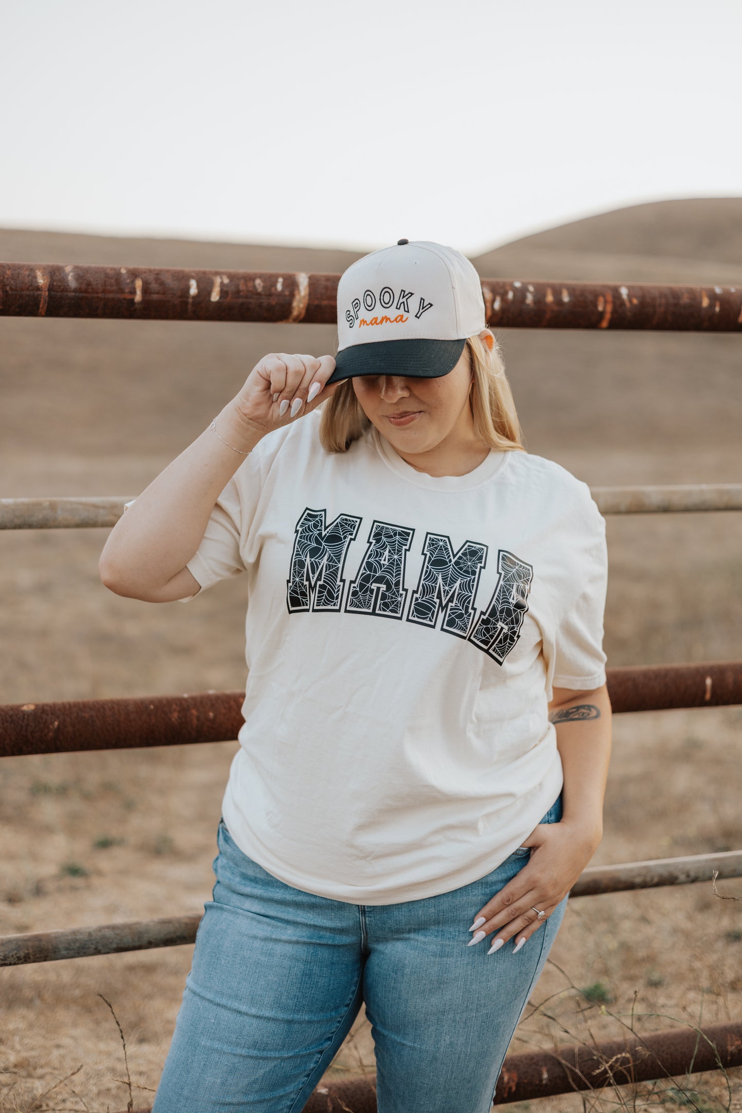 Spooky Mama Tee
