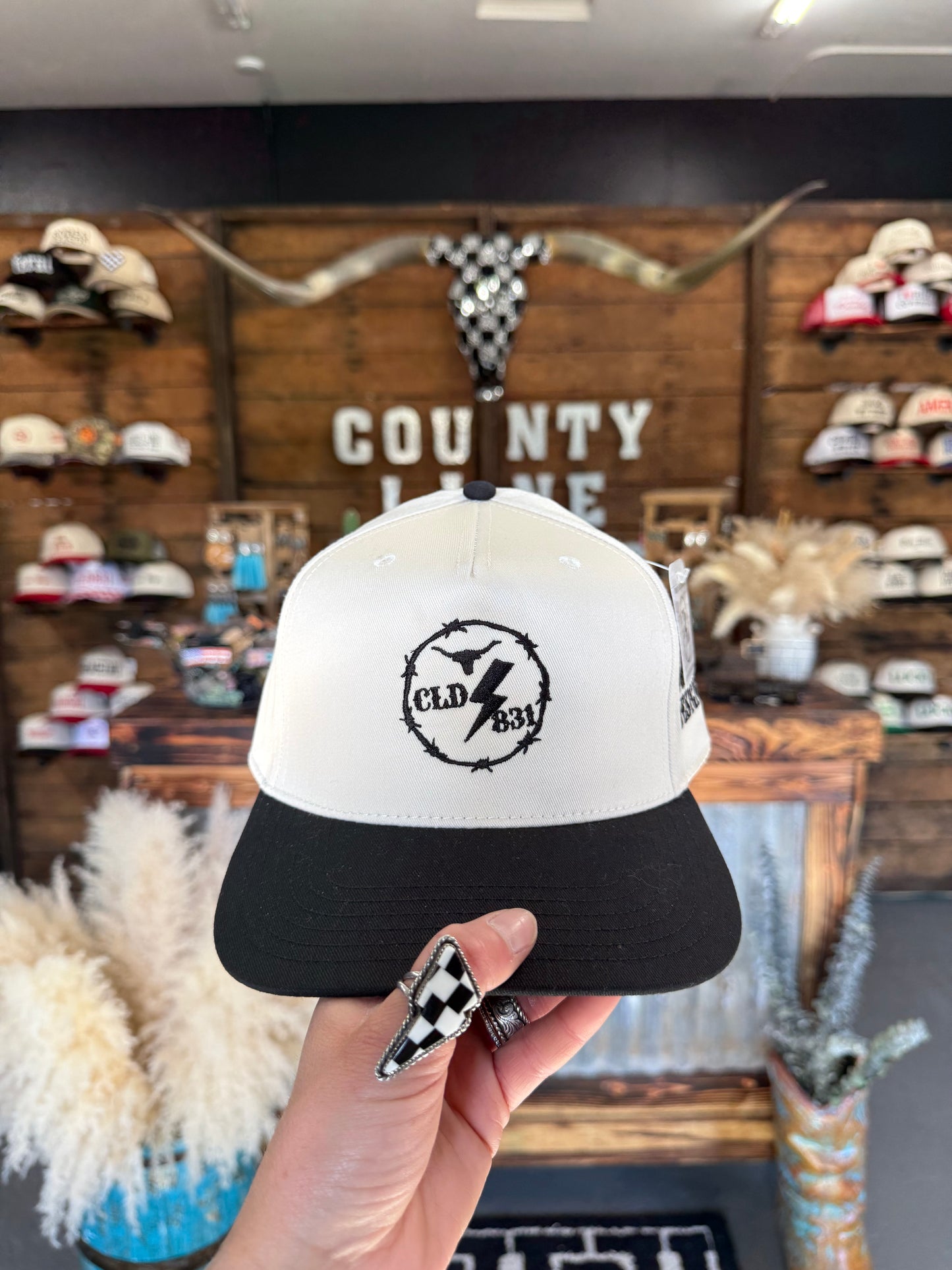 CLD831 Snapback